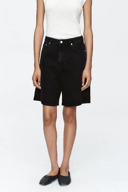 RELAXED JEAN SHORT - BLACK Elegant High-Waisted Flared Jeans