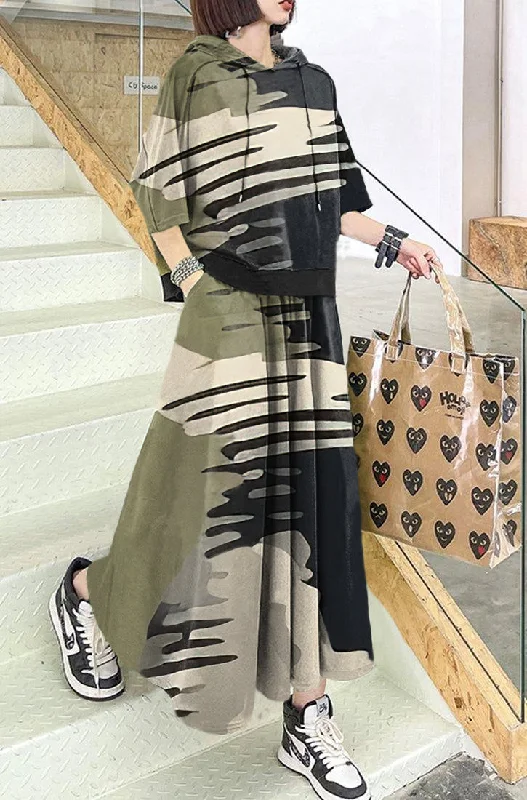 2024 New Blue Geometry Spring Explosion Street Guard Two Piece Skirt corduroy skirt comfortable 2024 New Blue Geometry Spring Explosion Street Guard Two Piece Skirt corduroy skirt comfortable